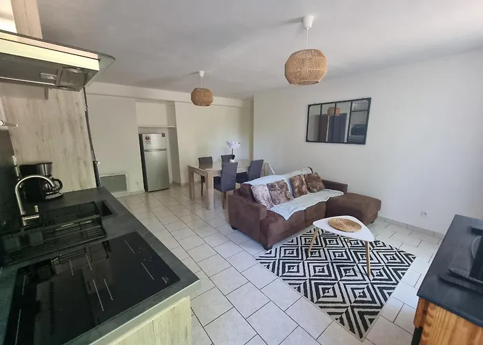 Le Colibri Apartman Joyeuse